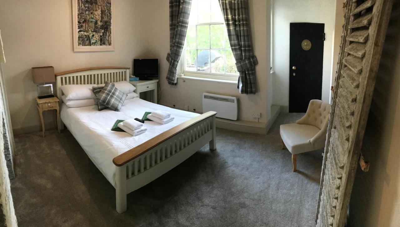 Galtres Lodge Hotel & Forest Restaurant 约克 外观 照片