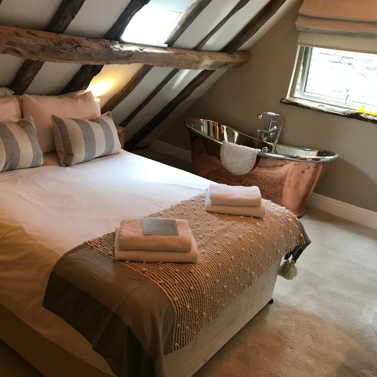 Galtres Lodge Hotel & Forest Restaurant 约克 外观 照片