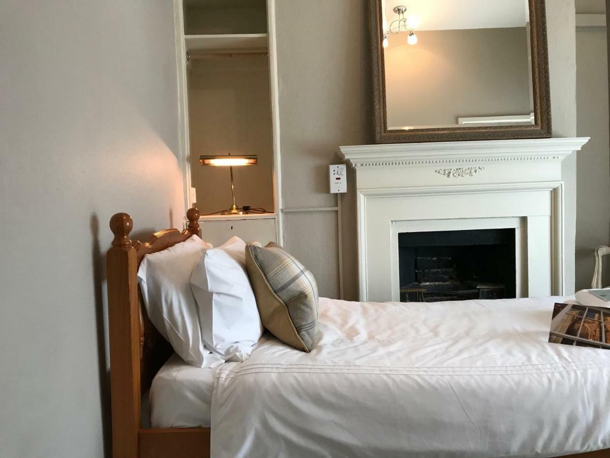 Galtres Lodge Hotel & Forest Restaurant 约克 外观 照片